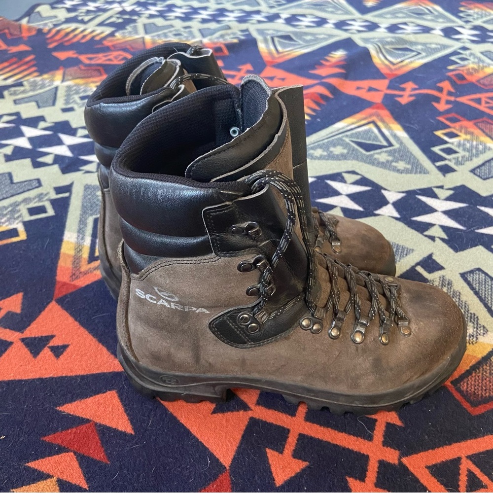 Fire Boots - image 3